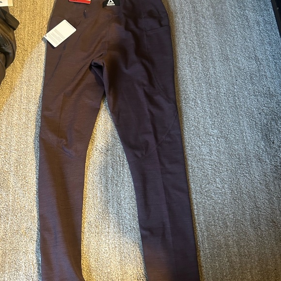 Reebok Purple Leggings Stretchy Athletic Bottoms sports bra and full zip jacket - Picture 6 of 16